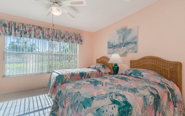 Vista Verde North by Vtrips