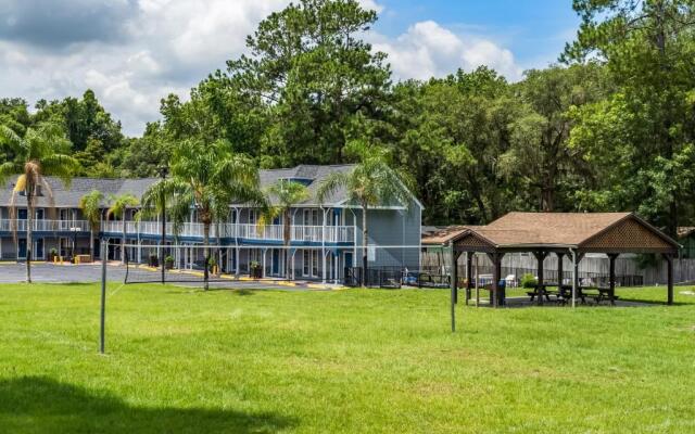 Gator Town Inn