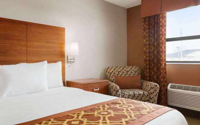 Travelodge by Wyndham Windsor