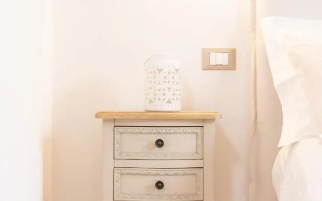 Tenuta donna Giulia P36-38 by Typney