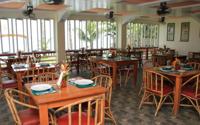 BADLADZ Beach and Dive Resort