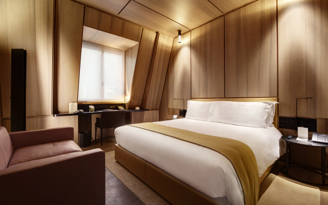 Hotel Cafe Royal, London