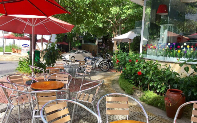 OYO 557 Phi Yen Hotel