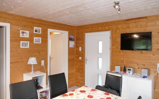 Nice Home in Goldlauter-heidersbach With 2 Bedrooms