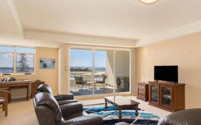 Ocean Views Unit 15 - The Entrance, NSW