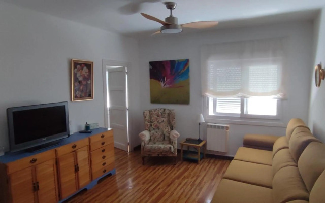 Piso junto universidad y Hospital Clínico