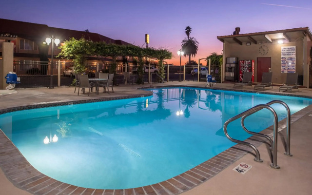 Laurel Inn Motel