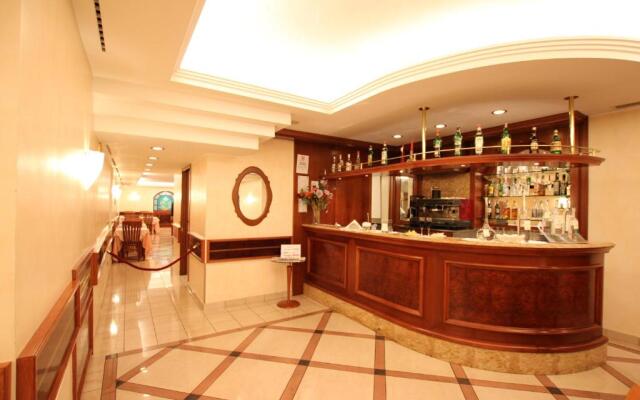 Mokinba Hotels Montebianco