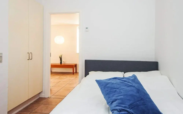 Apartment, 250m From Coast