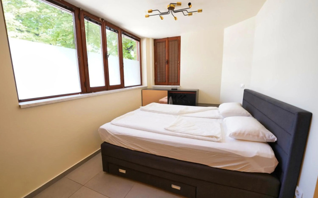 Aroma Apartments