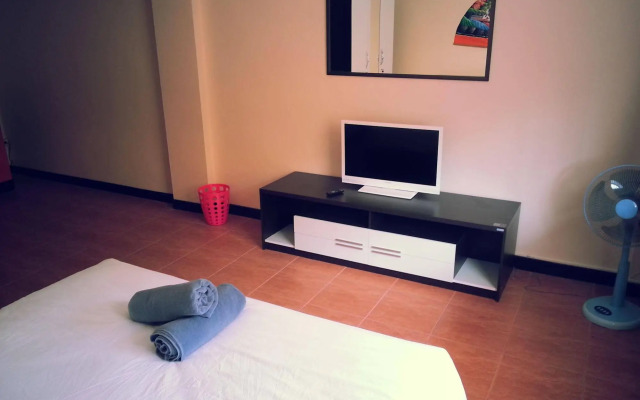 OYO 963 Sunshine Guesthouse