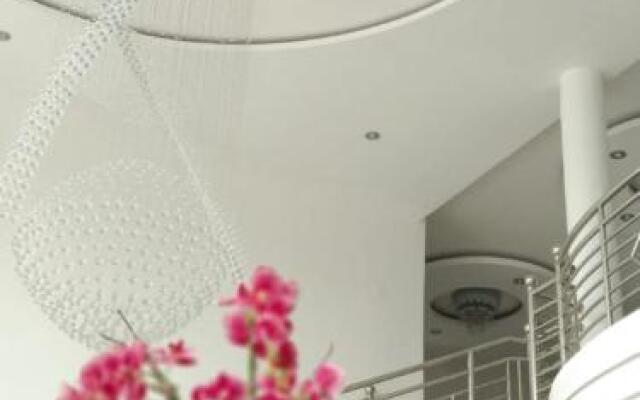 Golden Rich 88 Hotel