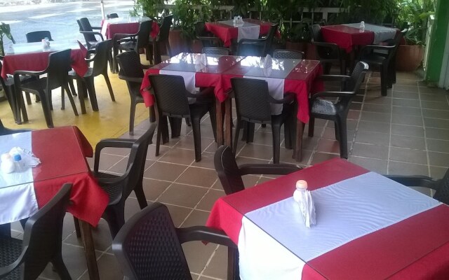 Hotel Zafiro Real
