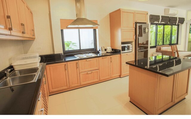 Natcha Pool Villa Pattaya