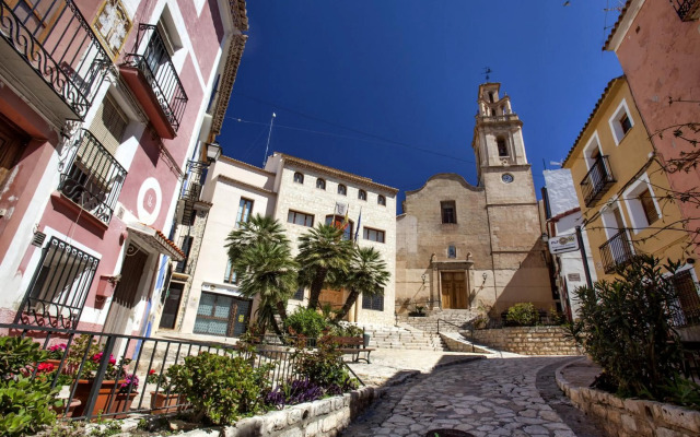 Puig Campana Nature Suites Hotel & BTT