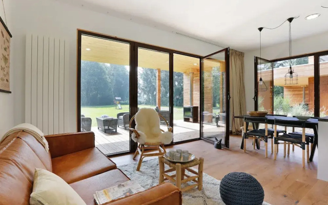 Furnished Chalet With Dishwasher, Near Almelo