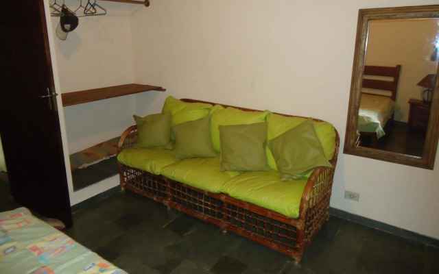 Litoral Norte - Caraguatatuba - Sobrado Condomínio Fechado