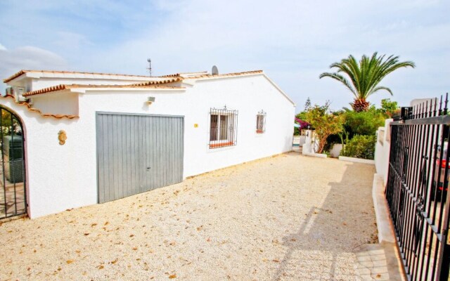 Paula-3 - holiday home with private swimming pool in Moraira