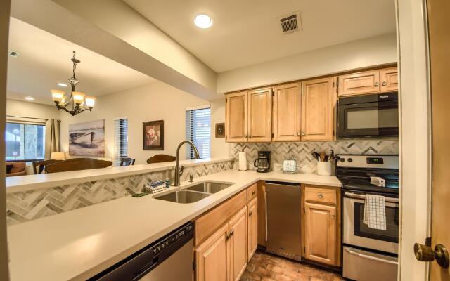 Condo de Comal CW C101