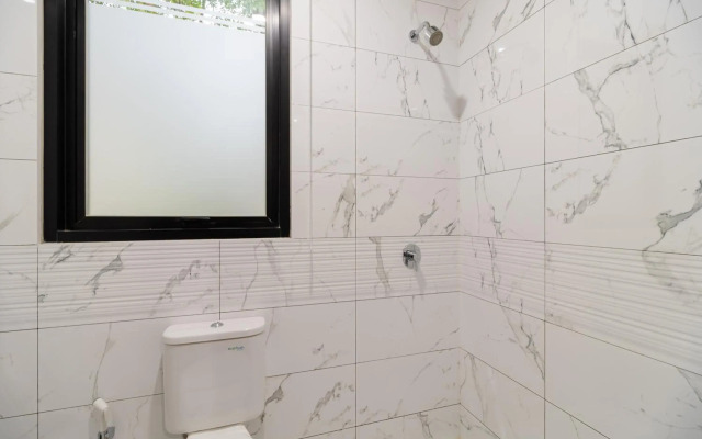RedDoorz Plus near Senayan City