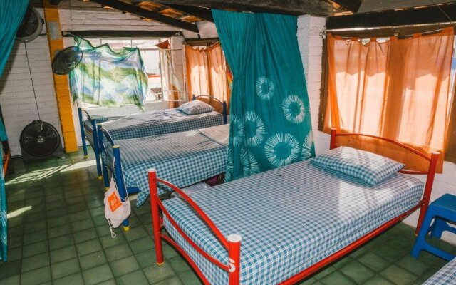 Hostel Central