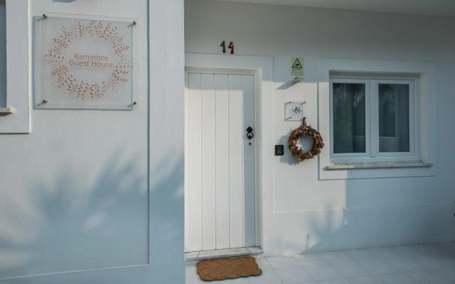 Raminhos Guest House