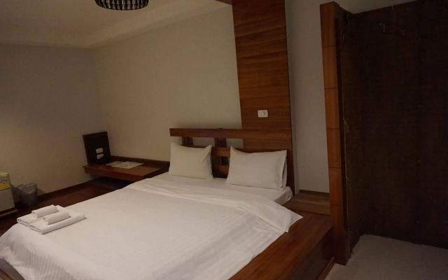 Suparee Parkview Hotel