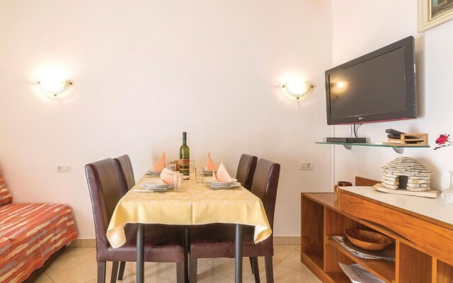 Amazing Apartment in Vodnjan With 2 Bedrooms