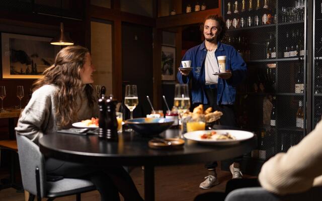 Moxy Brussels City Center