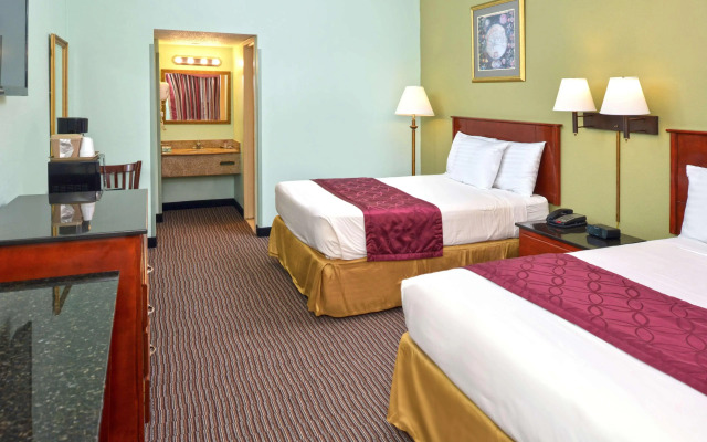 Americas Best Value Inn Smithtown Long Island