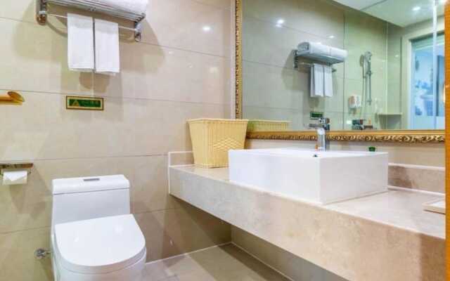 Vienna International Hotel (Changsha Wuyi Square)