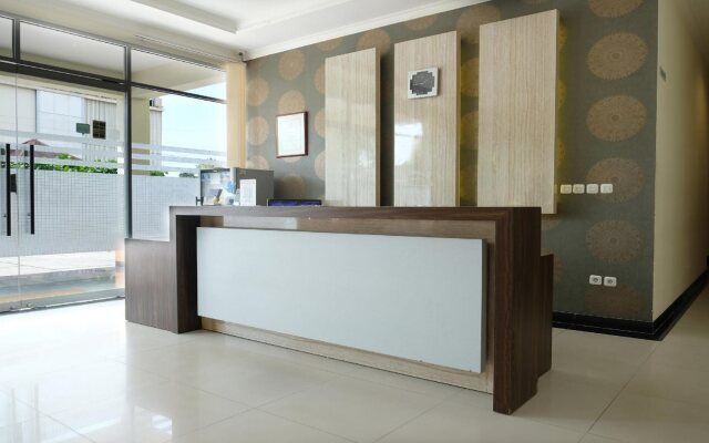 OYO 1616 Hotel Central City 2