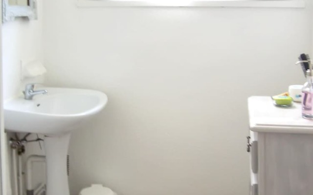 House With 2 Bedrooms in Saint-saud-lacoussière, With Wonderful Lake V