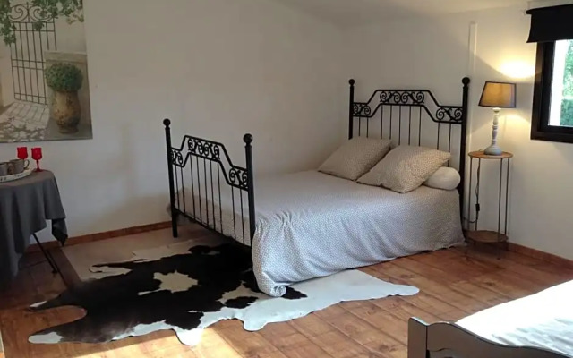 Le Mazet Chambre d'Hôtes