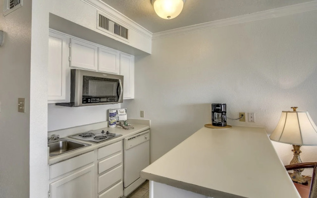 Victorian 9306-little Cajun Hideaway