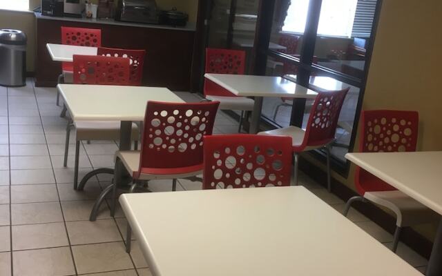 Baymont Inn & Suites Lawton