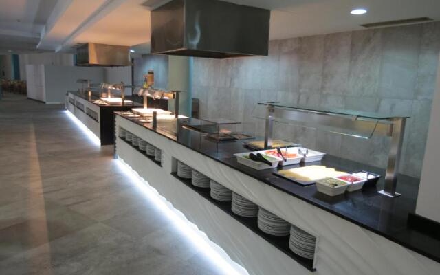Advise Hotels Reina