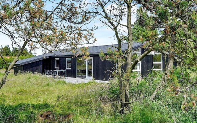 Fabulous Holiday Home in Fanø near Sea