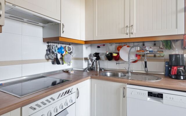 Elegant Holiday Home in Benidorm With Swimming Pool