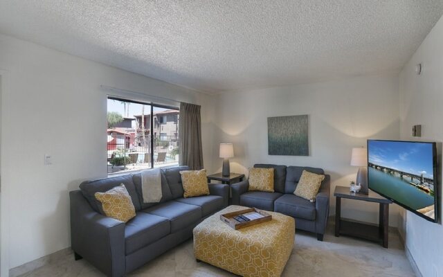 Park Suites at 112 - One Bedroom Apartment