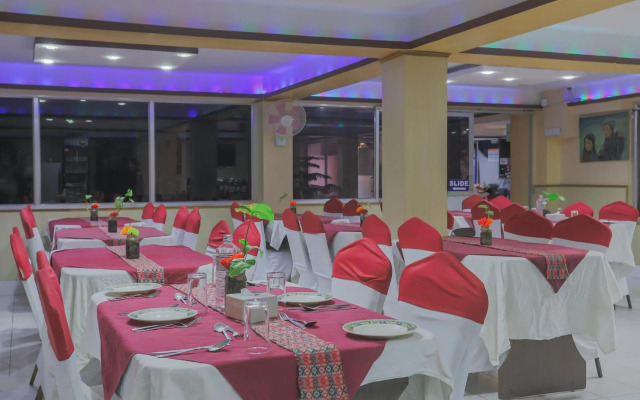 OYO 789 Hotel Shivam Plaza