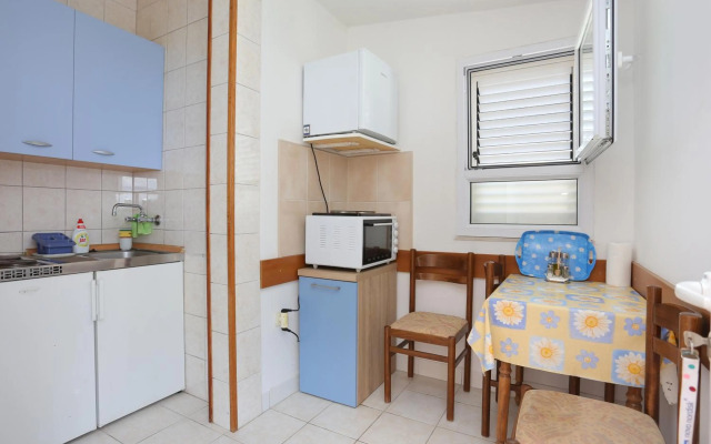 Apartments by the sea Arbanija, Ciovo - 18797