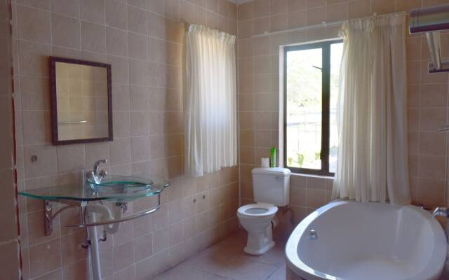 Mthunzi Lodge