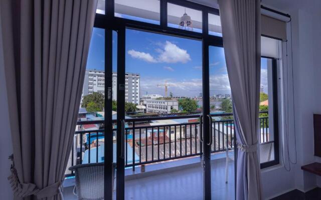 Pooltop Phnom Penh