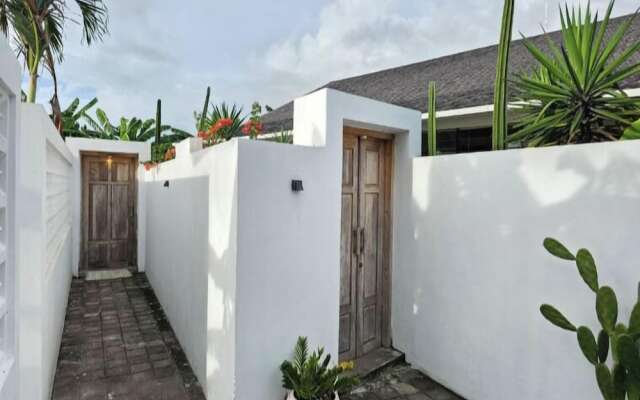 Modern Loft Style Villa Canggu