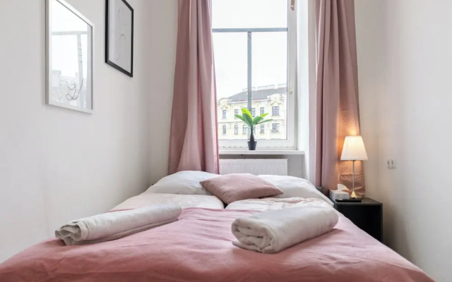 Cozy Room Shared Apt Millennium Tower
