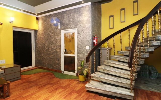 OYO 36085 Hotel Apollo Agra