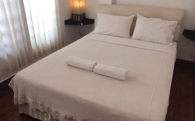 Avalon Hotel