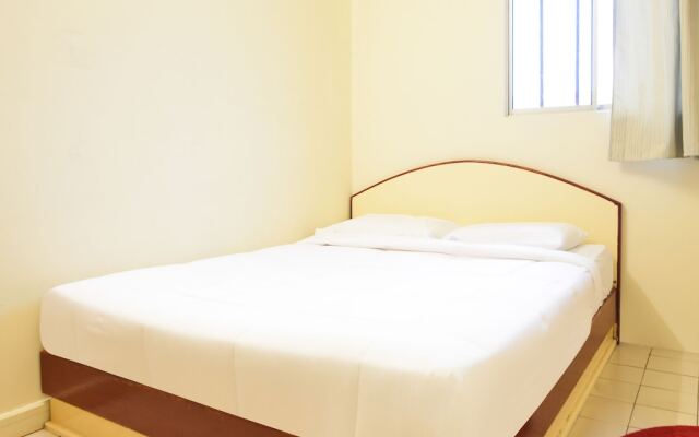 SPOT ON 89582 Evergreen Hotel