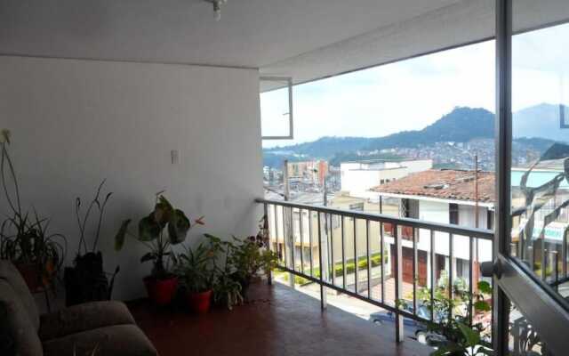 Casa Blanca Hostal Manizales - Hostel
